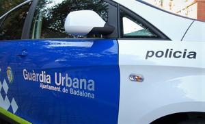 Imagen de archivo de un coche de la Guardia Urbana de Badalona.