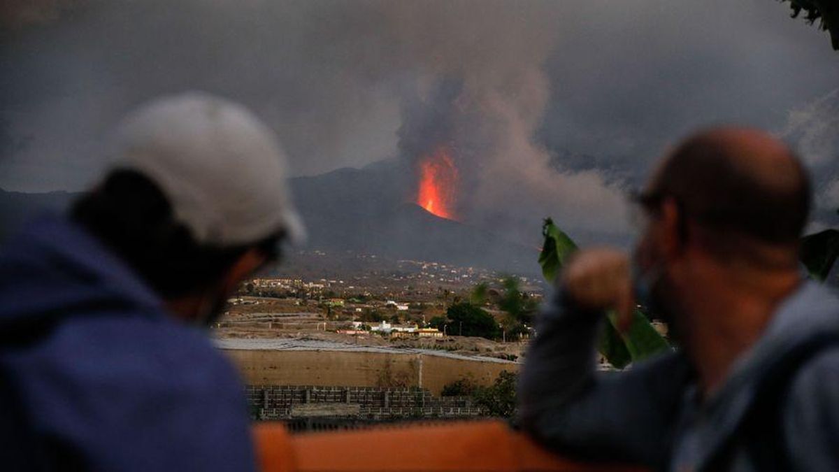 Garamendi: "La recuperación turística de Canarias se ha ensombrecido por el volcán de La Palma" Garamendi: "La recuperación turística de Canarias se ha ensombrecido por el volcán de La Palma"