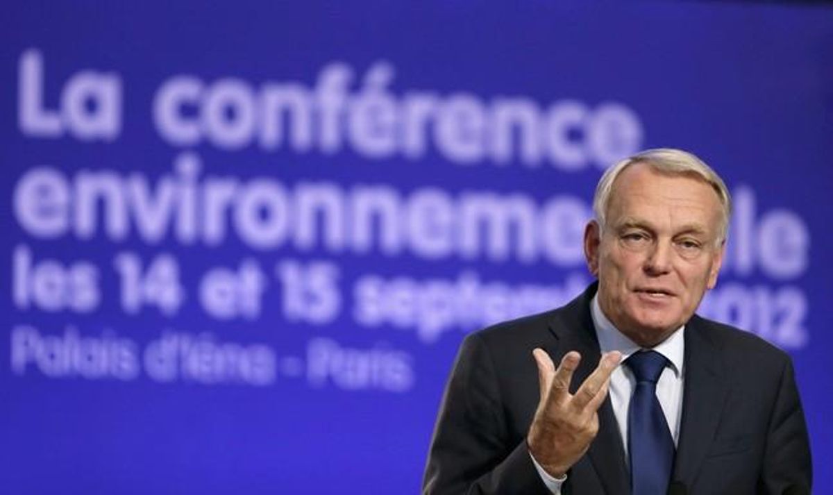 El primer ministro france’s, Jean-Marc Ayrault, durante una conferencia, el pasado sábado en París. El primer ministro france’s, Jean-Marc Ayrault, durante una conferencia, el pasado sábado en París.