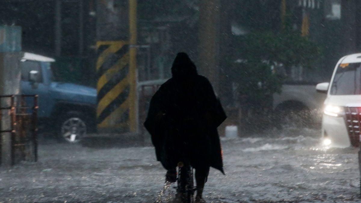 El tifó ‘Conson’ deixa 14 morts a les Filipines, que es prepara per rebre’n un altre El tifó ‘Conson’ deixa 14 morts a les Filipines, que es prepara per rebre’n un altre