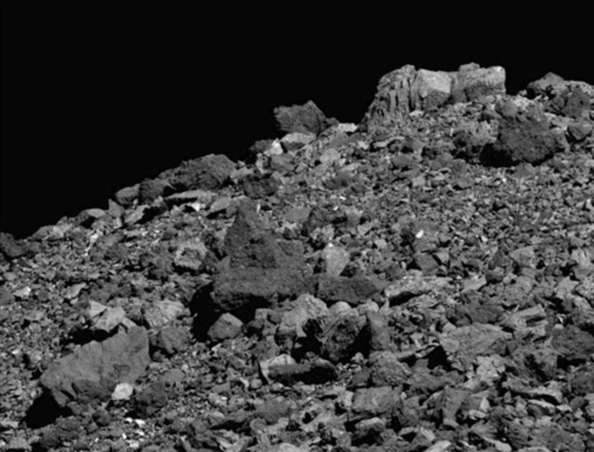 La NASA pide ayuda para tomar muestras en el peligroso asteroide Bennu