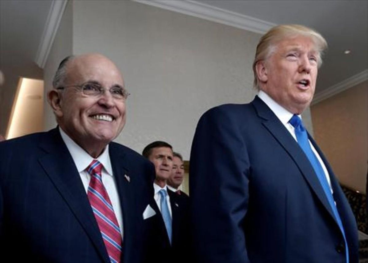 Rudolph Giuliani, exalcalde de Nueva York, con el presidente Donald Trump, en una imagen del 2016. Rudolph Giuliani, exalcalde de Nueva York, con el presidente Donald Trump, en una imagen del 2016.
