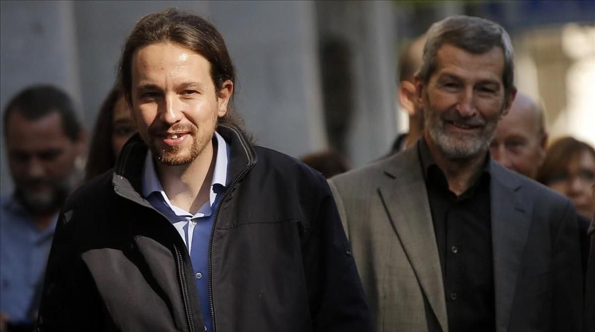 Pablo Iglesias y el exJemad, Julio Rodríguez, en 2015. Pablo Iglesias y el exJemad, Julio Rodríguez, en 2015.