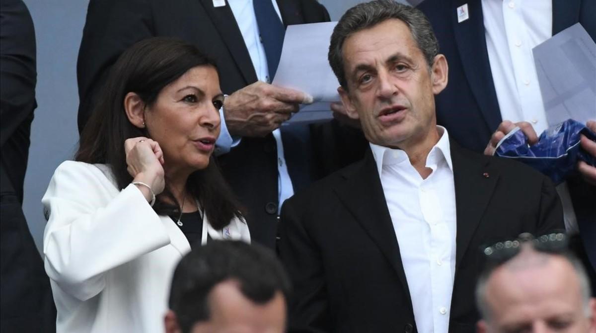 Anne Hidalgo, con Nicolas Sarkozy, el pasado sábado 27 de mayo.