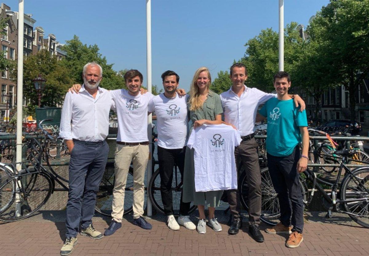Imagen del equipo fundador de Flexidao con sus inversores de Amsterdam, SET Ventures. Imagen del equipo fundador de Flexidao con sus inversores de Amsterdam, SET Ventures.