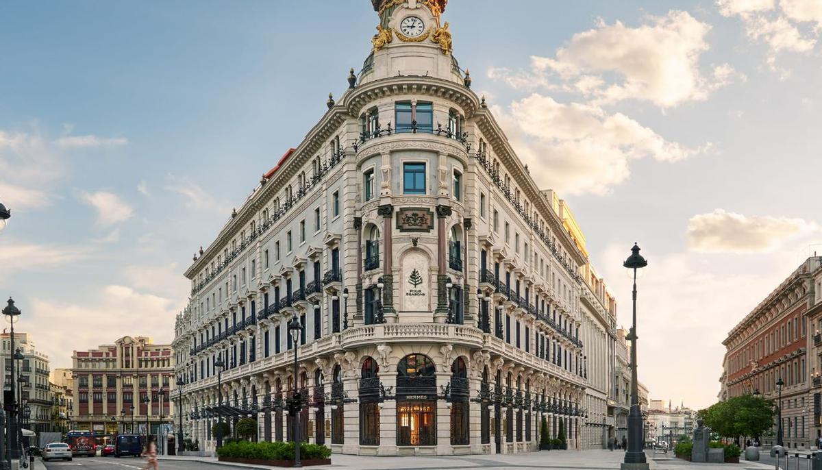 Los gigantes hoteleros mundiales se lanzan a crecer con fuerza en España