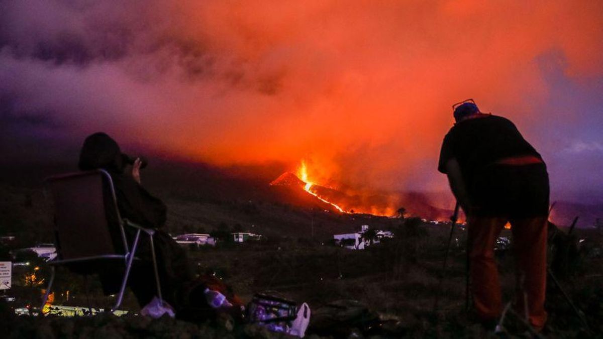 La lava cubre 258 hectáreas y destruye 686 edificaciones y 22,2 km de carretera en La Palma La lava cubre 258 hectáreas y destruye 686 edificaciones y 22,2 km de carretera en La Palma