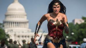 Gal Gadot, en un fotograma de ’Wonder Woman 1984’