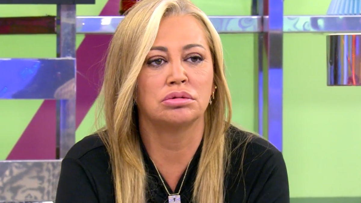 Belén Esteban carga contra Jesulín: "Si tu hija me dejara hablar se te caería la cara de vergüenza" Belén Esteban carga contra Jesulín: "Si tu hija me dejara hablar se te caería la cara de vergüenza"