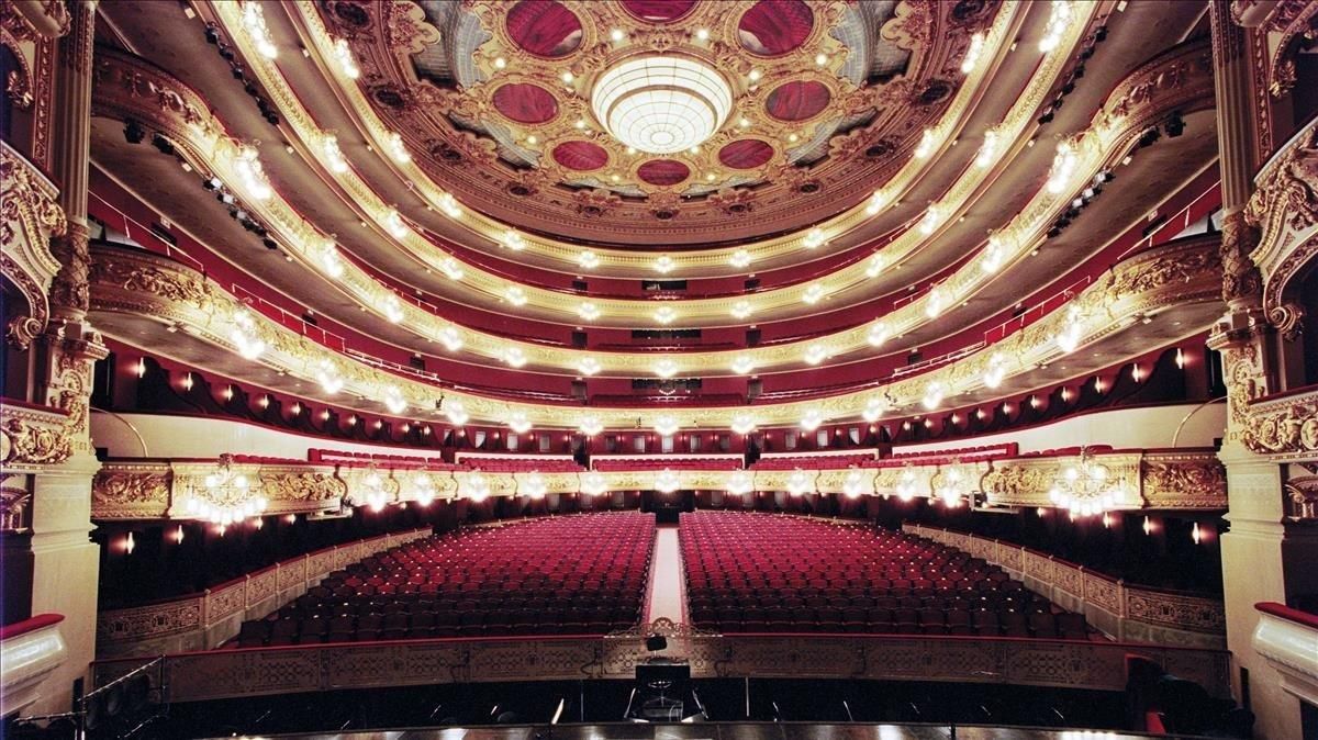Aspecto del Liceu que abrió el telón el pasado 27 de septiembre con un recital de Radvanovsky y Beczala. Aspecto del Liceu que abrió el telón el pasado 27 de septiembre con un recital de Radvanovsky y Beczala.