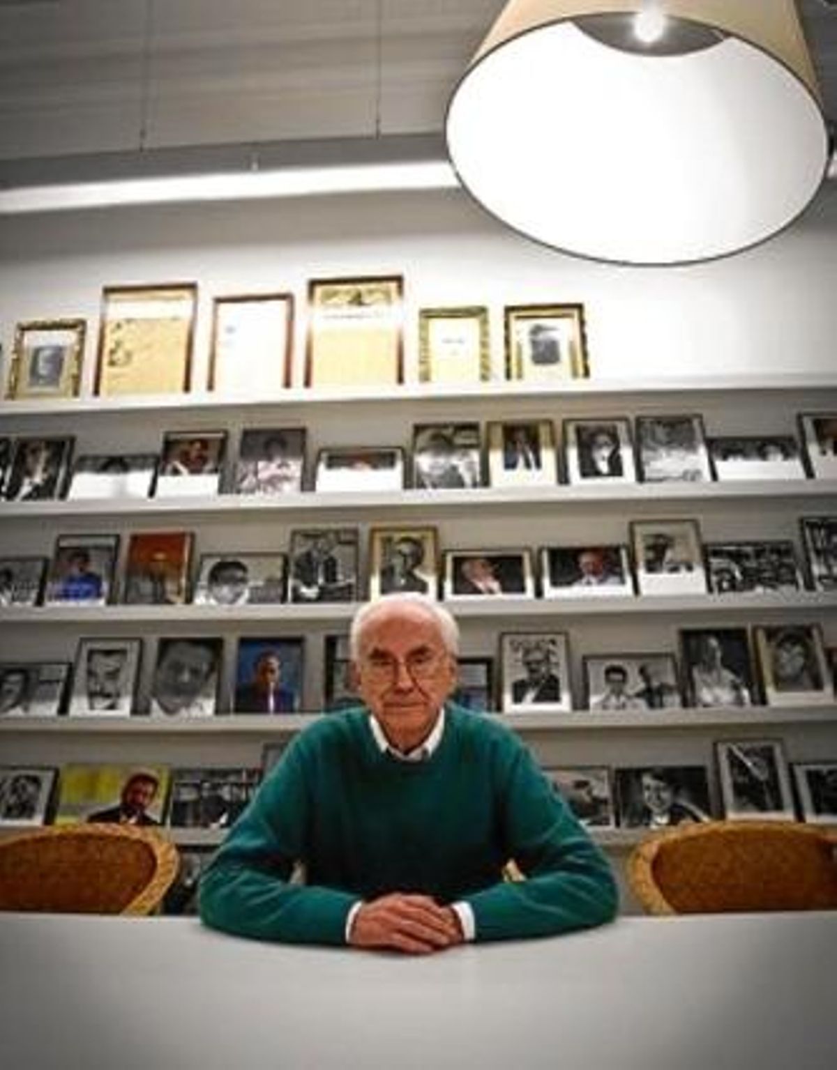 Josep Maria Espinàs: «No me jubilo de observar y de escribir» Josep Maria Espinàs: «No me jubilo de observar y de escribir»