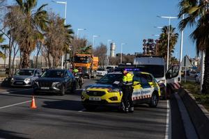 Muere un motorista en un accidente en la Ronda Litoral en Sant Adrià de Besòs