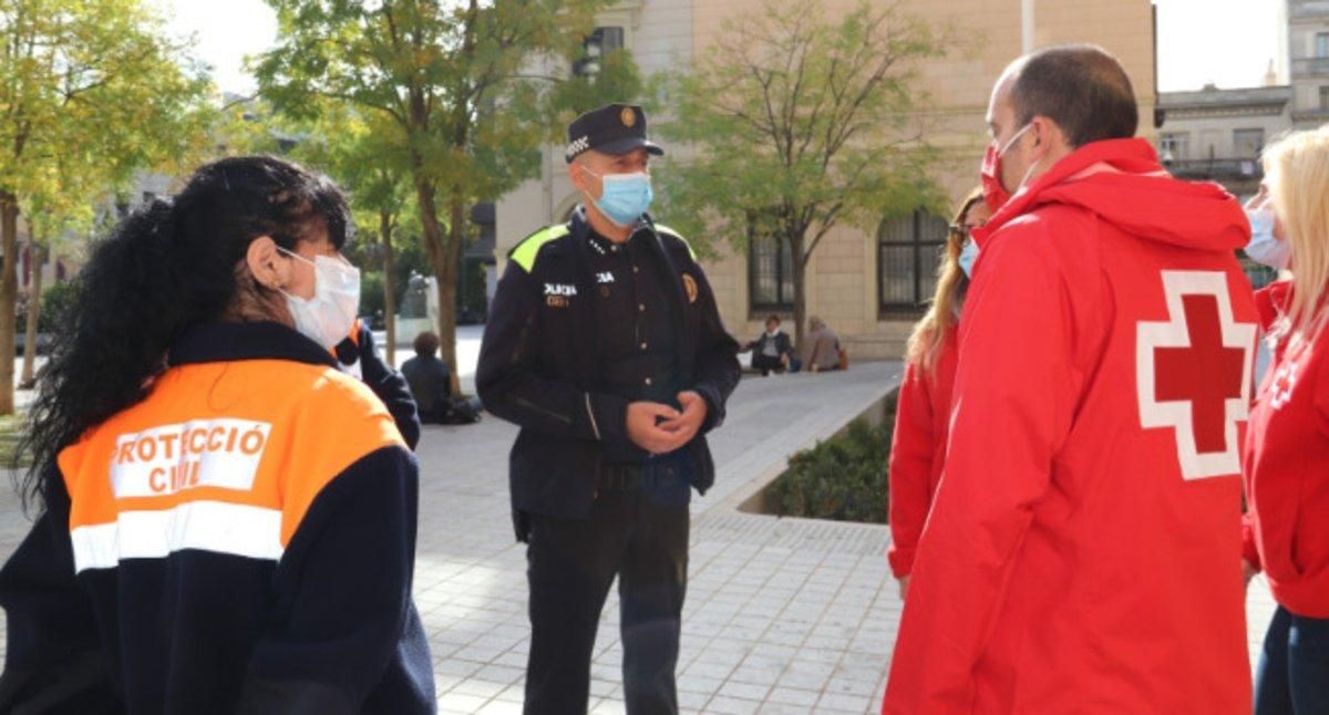 Policía, Protección Civil y Cruz Roja Policía, Protección Civil y Cruz Roja
