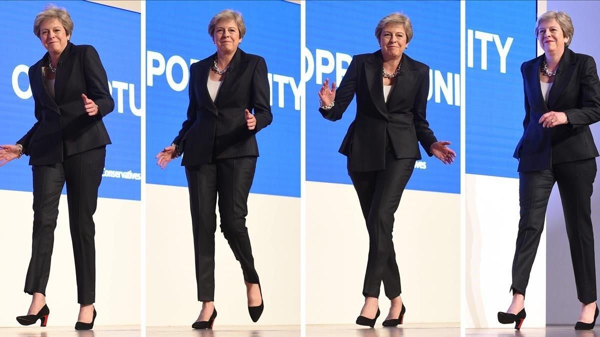 Una combinación de imágenes reproduce la entrada bailando de May en el estrado donde pronució su discurso en la conferencia de los ’tories’. Una combinación de imágenes reproduce la entrada bailando de May en el estrado donde pronució su discurso en la conferencia de los ’tories’.