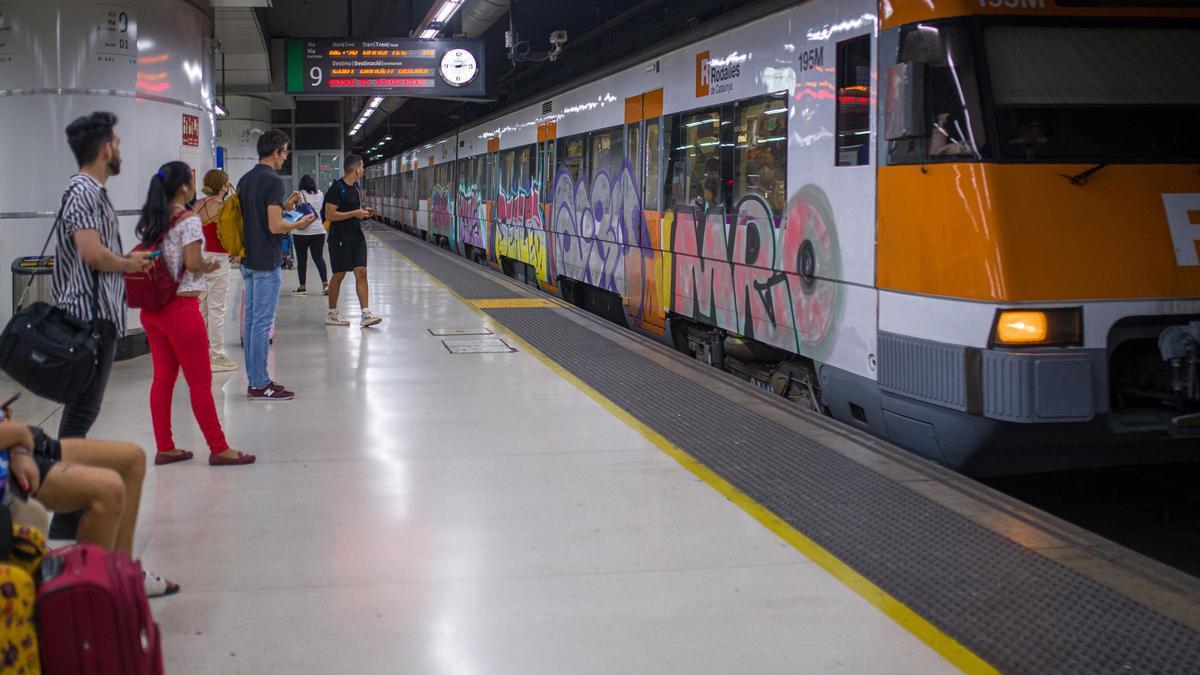 RODALIES R2 BARCELONA | Así funciona el servicio de refuerzo por la ...