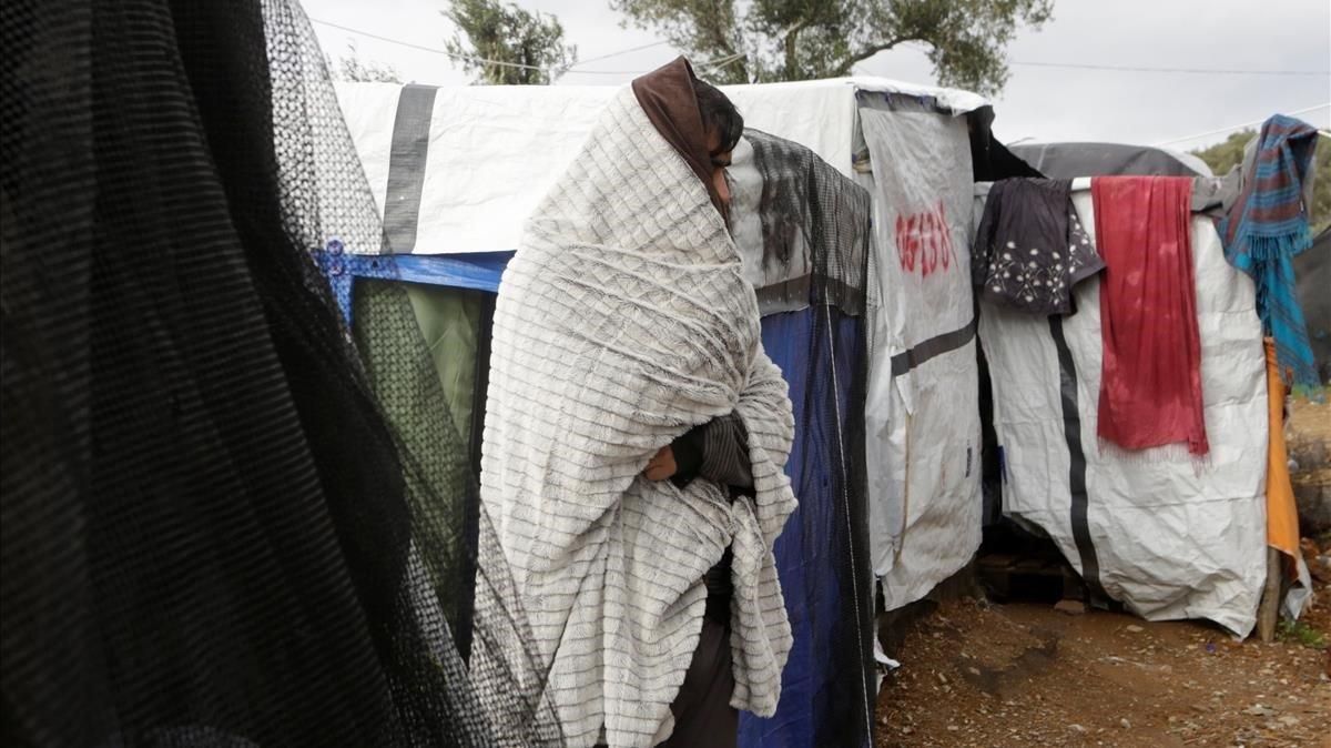 Un refugiado en el campo de Moria en Lesbos. Un refugiado en el campo de Moria en Lesbos.
