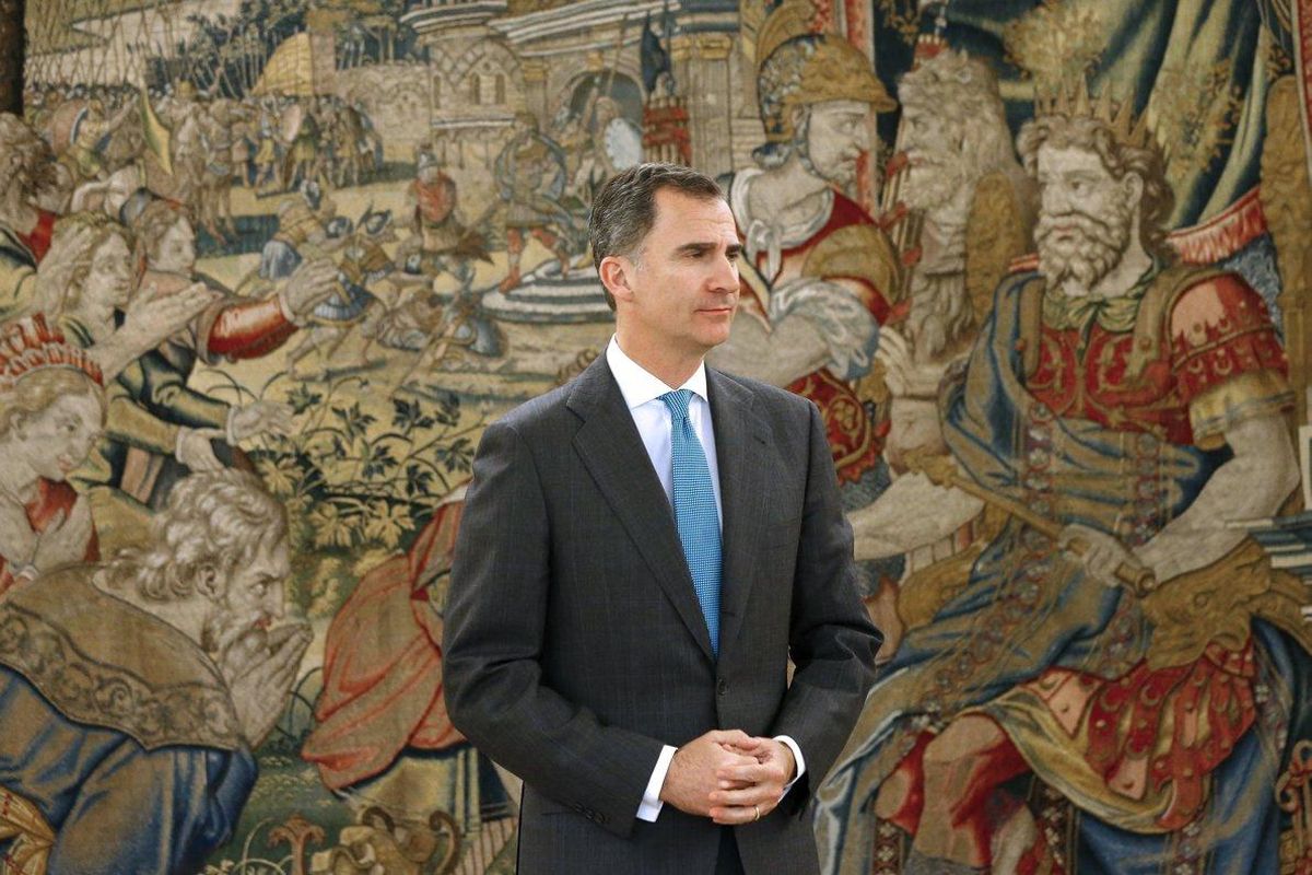El Rey, en el palacio de la Zarzuela, donde tiene lugar la ronda de contactos con los partidos para la investidura. El Rey, en el palacio de la Zarzuela, donde tiene lugar la ronda de contactos con los partidos para la investidura.