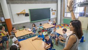 La Generalitat dilata el procés per estabilitzar docents interins després del col·lapse de la seva web