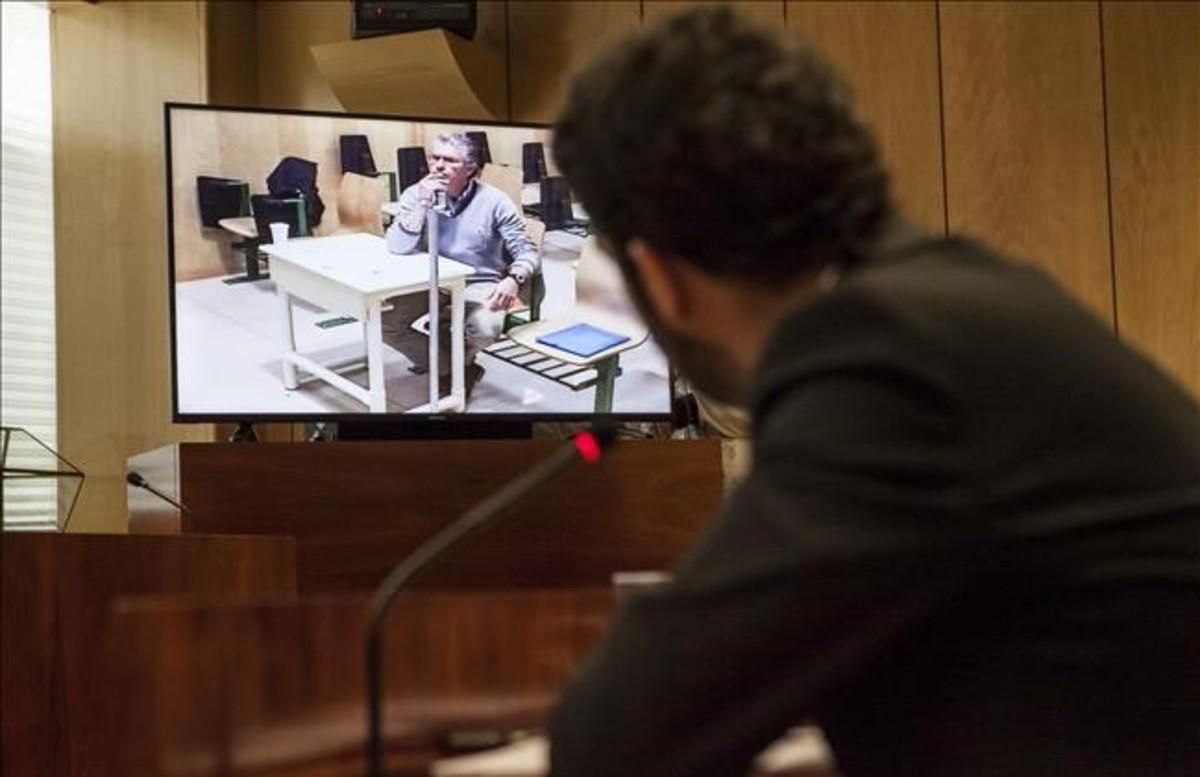 Francisco Granados, exnúmero dos del PP de Madrid, declara por videoconferencia desde la cárcel ante la comisión de investigación de la Asamblea de Madrid sobre el espionaje político en la comunidad.