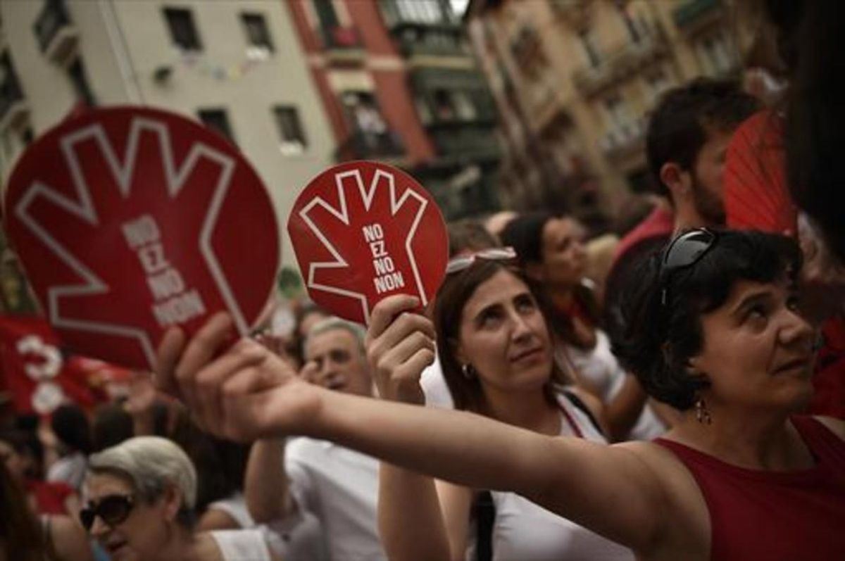 Protesta ciudadana que se realizó en Pamplona tras la agresión sexual de los Sanfermines del 2016. Protesta ciudadana que se realizó en Pamplona tras la agresión sexual de los Sanfermines del 2016.