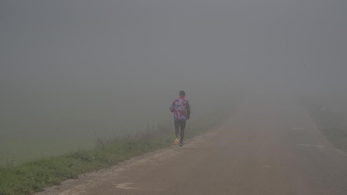 Boira a Lleida: la vida en blanc i negre Boira a Lleida: la vida en blanc i negre