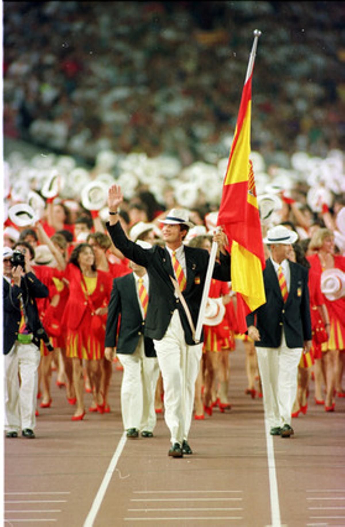 El Príncipe encabeza la representación española. El equipo español fue largamente aplaudido.