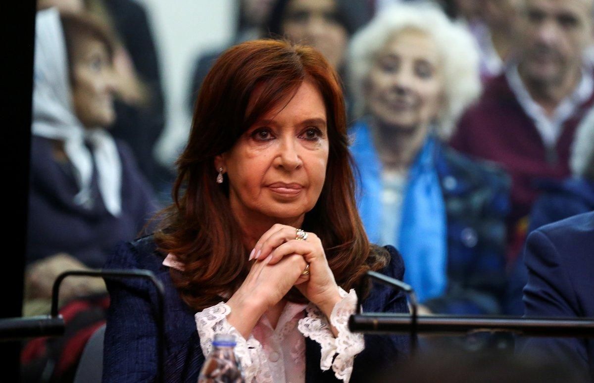 Cristina Fernández durante el juicio en su contra en Argentina. Cristina Fernández durante el juicio en su contra en Argentina.