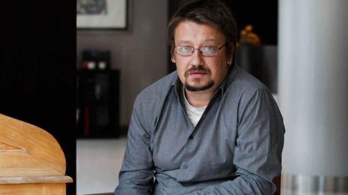 Xavier Domènech. Xavier Domènech.