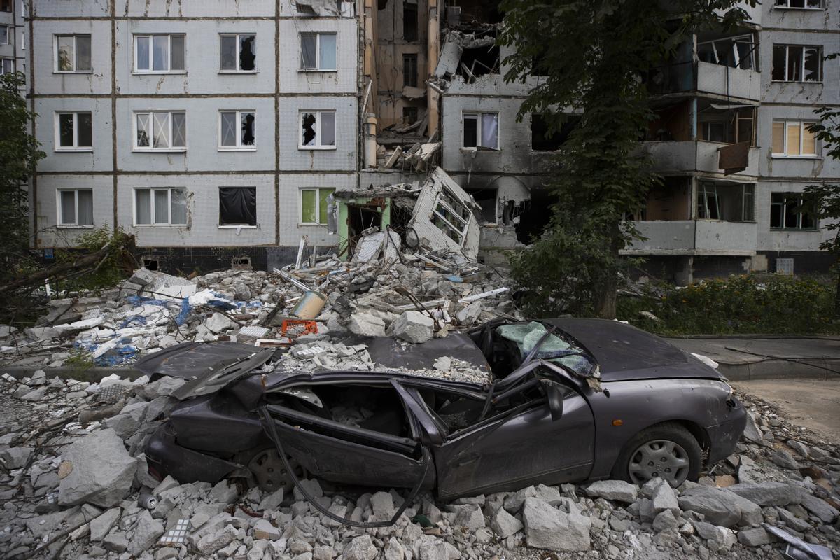 La destrucción causada por los rusos en el barrio Saltivka de Járkov, el pasado julio.
