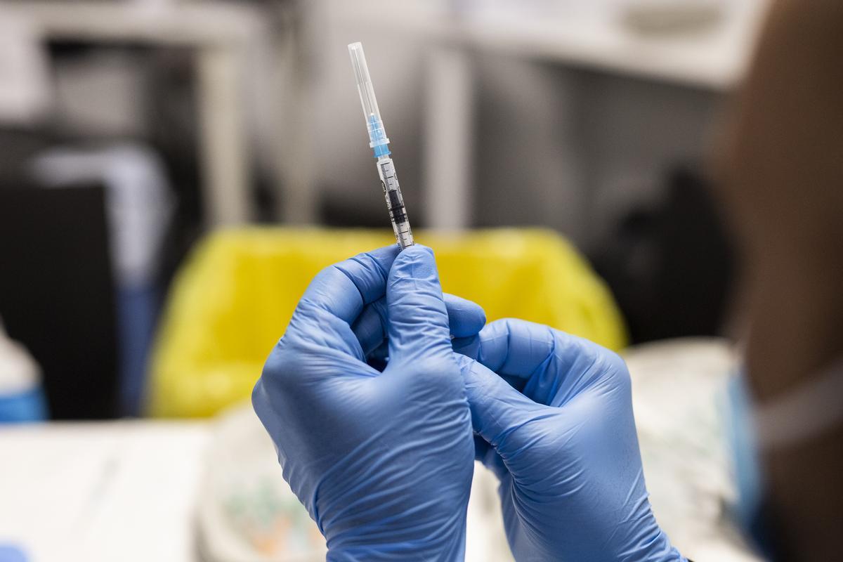 Un nou disseny vacunal pot protegir amb més eficàcia d’òmicron