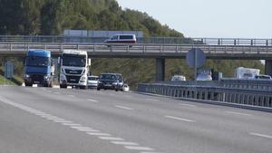 Un lladre mor atropellat per un camió quan fugia dels Mossos a Bàscara (Alt Empordà, Girona)