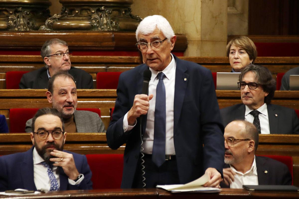 PSC i JxCat demanen explicacions a Salut per l’anunci «electoralista» d’un nou centre a Barcelona PSC i JxCat demanen explicacions a Salut per l’anunci «electoralista» d’un nou centre a Barcelona
