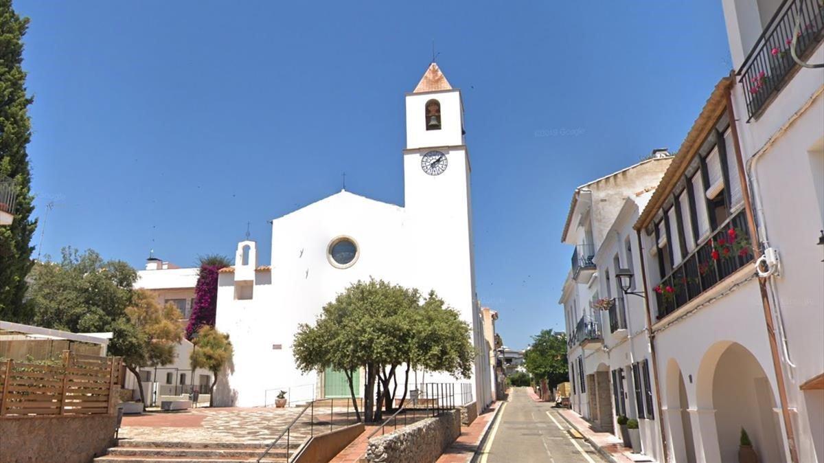 La iglesia de Sant Pere de Calella de Palafrugell. 