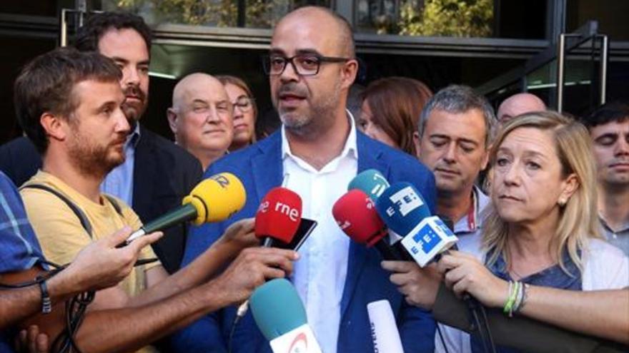 El ‘exconseller’ Miquel Buch se sentó hoy en el banquillo por la escolta de Puigdemont