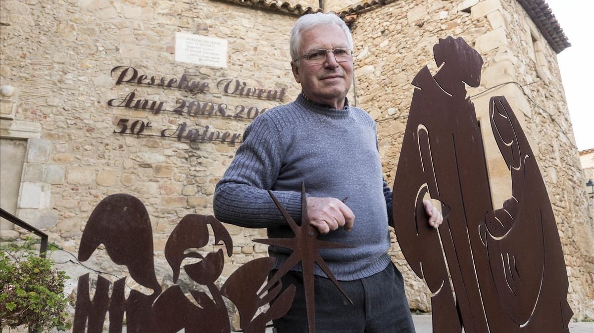 Emili Riera, uno de los impulsores del pesebre viviente más antiguo de Catalunya, en Castell d’Aro. Emili Riera, uno de los impulsores del pesebre viviente más antiguo de Catalunya, en Castell d’Aro.