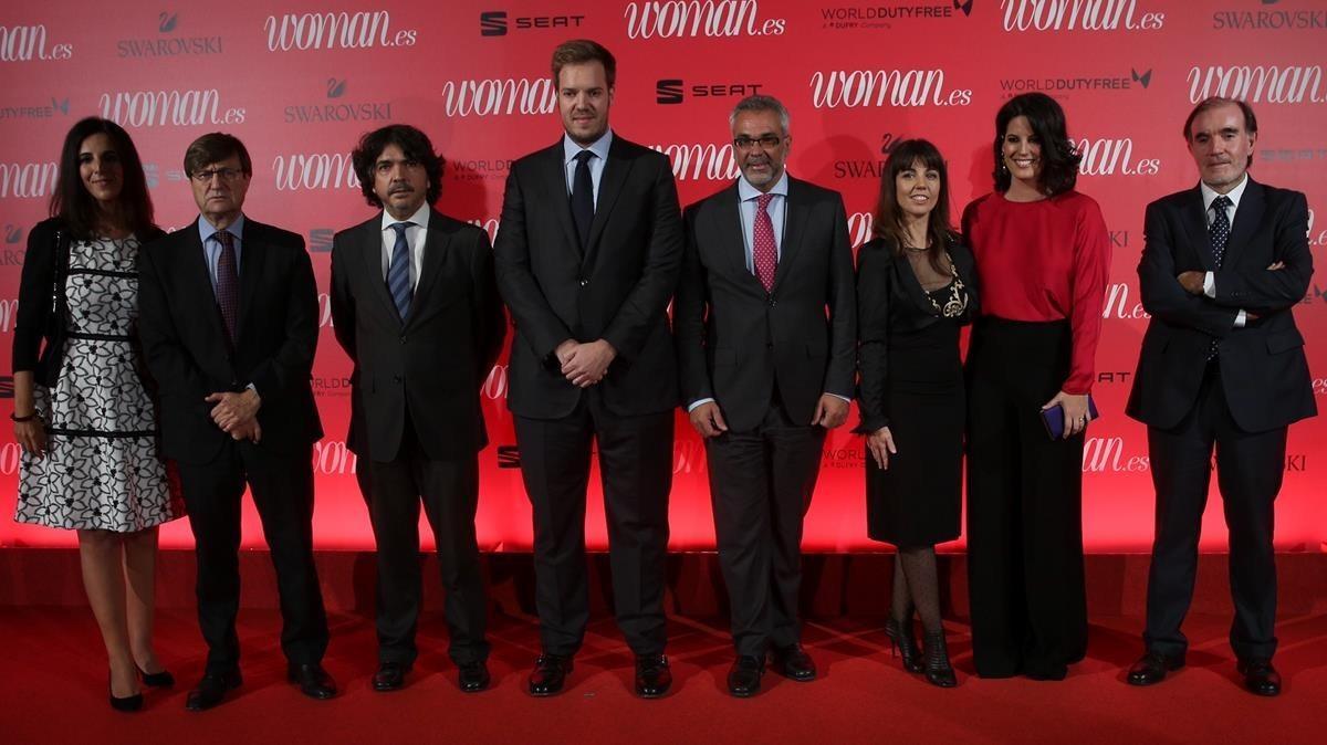 Antonio Asensio, la directora de la revista ’Woman Madame Figaro’ Mayka Sánchez y otros miembros del ’staff’ del Grupo Zeta.