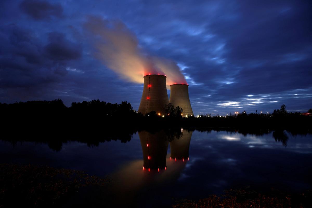 Última prova de foc per al pla de Brussel·les d’etiquetar com a verda l’energia nuclear i el gas