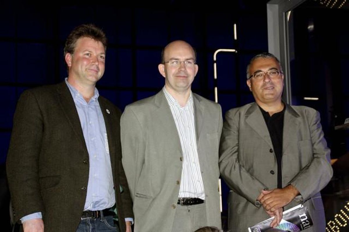 Ewan Birney, coordinador del proyecto Encode; Tim Hubbard, investigador del Wellcome Trust Sanger Institute, y el catalán Roderic Guigó, del Centro de Regulación Genómica de Barcelona. Ewan Birney, coordinador del proyecto Encode; Tim Hubbard, investigador del Wellcome Trust Sanger Institute, y el catalán Roderic Guigó, del Centro de Regulación Genómica de Barcelona.