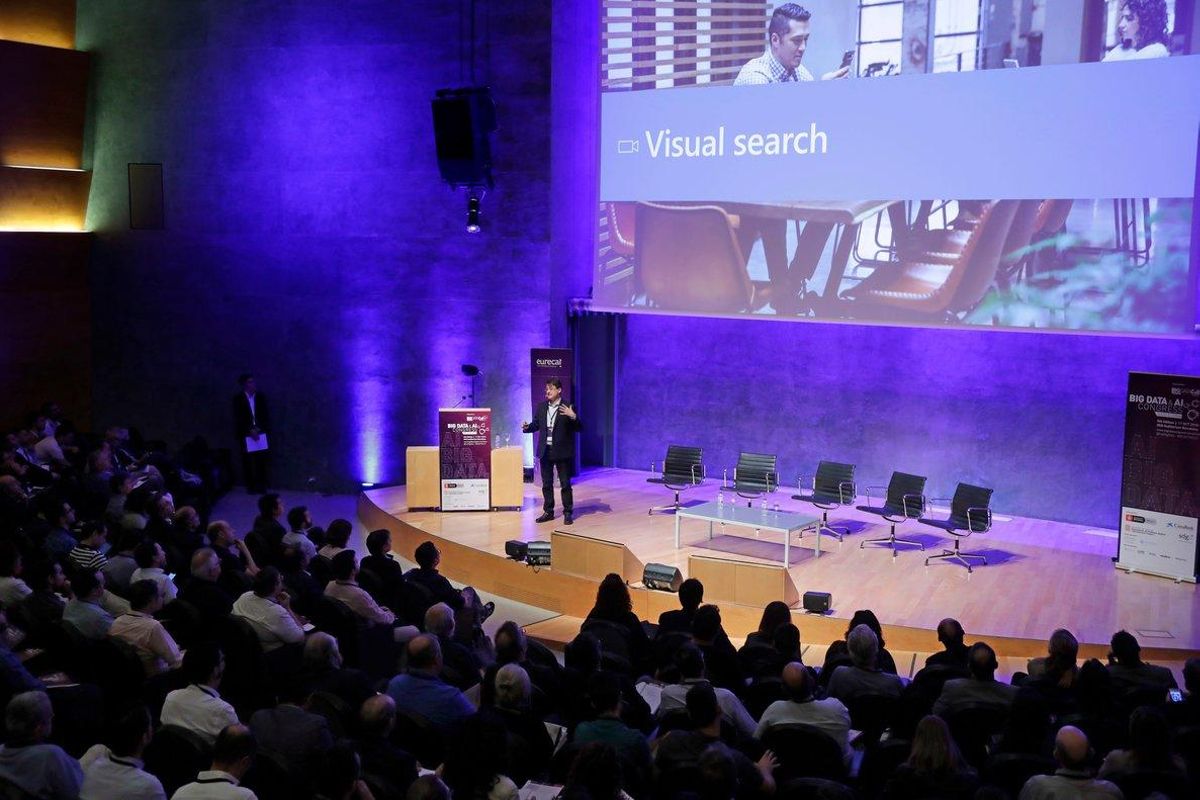 Jordi Ribas, vicepresidente de Inteligencia Artificial de Microsoft en el Big Data & AI Congress organizado por Eurecat. Jordi Ribas, vicepresidente de Inteligencia Artificial de Microsoft en el Big Data & AI Congress organizado por Eurecat.
