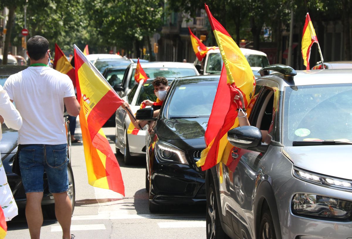 Caravana de coches en la protesta de Vox en Barcelona, el 23 de mayo del 2020. Caravana de coches en la protesta de Vox en Barcelona, el 23 de mayo del 2020.