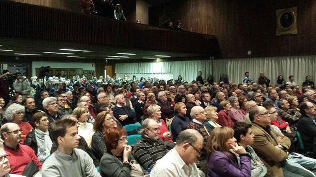 Aula Magna de la Facultad de Economía de la Universitat de Barcelona, este viernes, en la presentación de la ANC. Aula Magna de la Facultad de Economía de la Universitat de Barcelona, este viernes, en la presentación de la ANC.