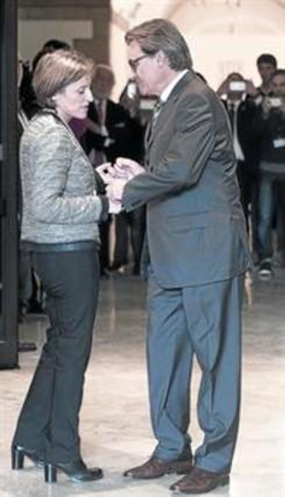Carme Forcadell y Artur Mas, tras el pleno de constitución del Parlament. Carme Forcadell y Artur Mas, tras el pleno de constitución del Parlament.