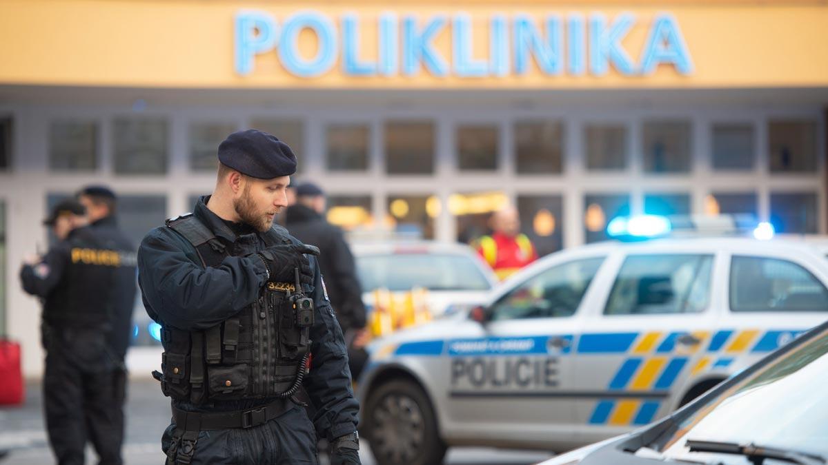 Almenys sis morts en un tiroteig en un hospital de la República Txeca