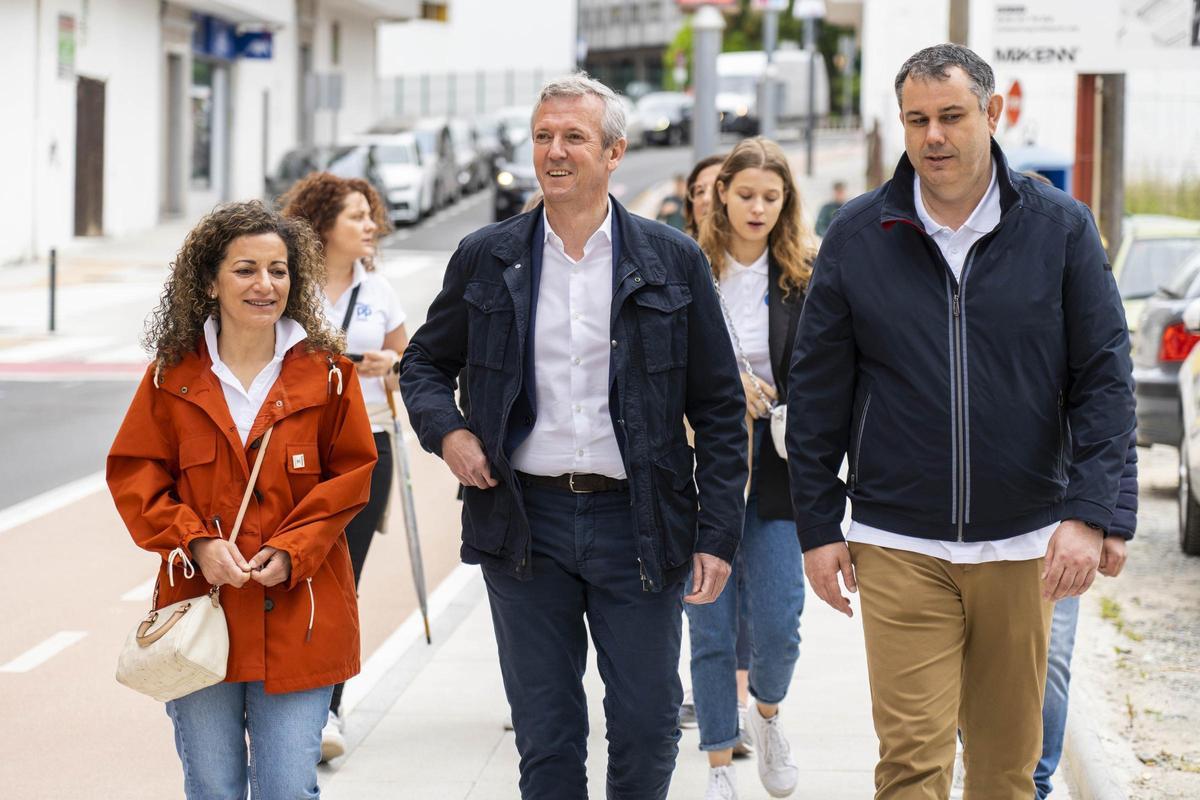 O presidente do PPdeG, Alfonso Rueda, e o alcalde e candidato á reelección en Ordes, José Luís Martínez O presidente do PPdeG, Alfonso Rueda, e o alcalde e candidato á reelección en Ordes, José Luís Martínez