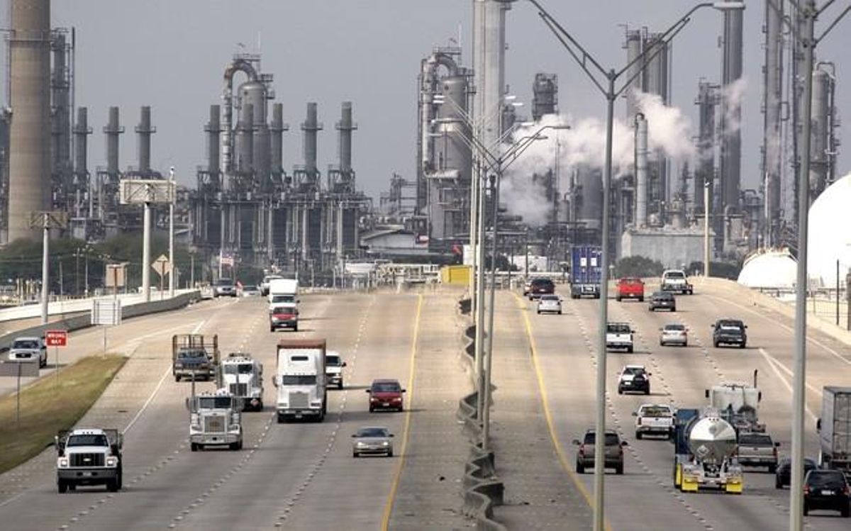 Una imagen de la refinería Shell Oil en Deer Park, Texas. Una imagen de la refinería Shell Oil en Deer Park, Texas.