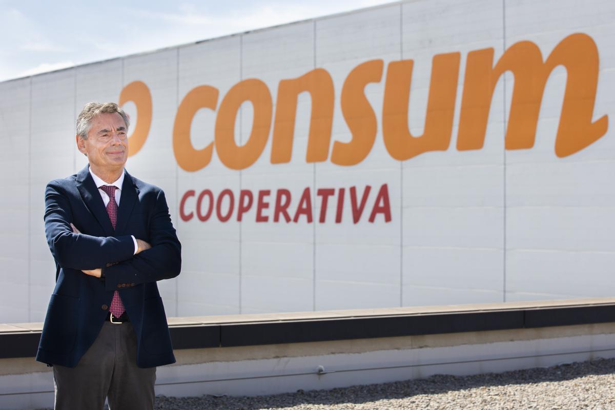 Juan Luis Durich, en la sede central de Consum.