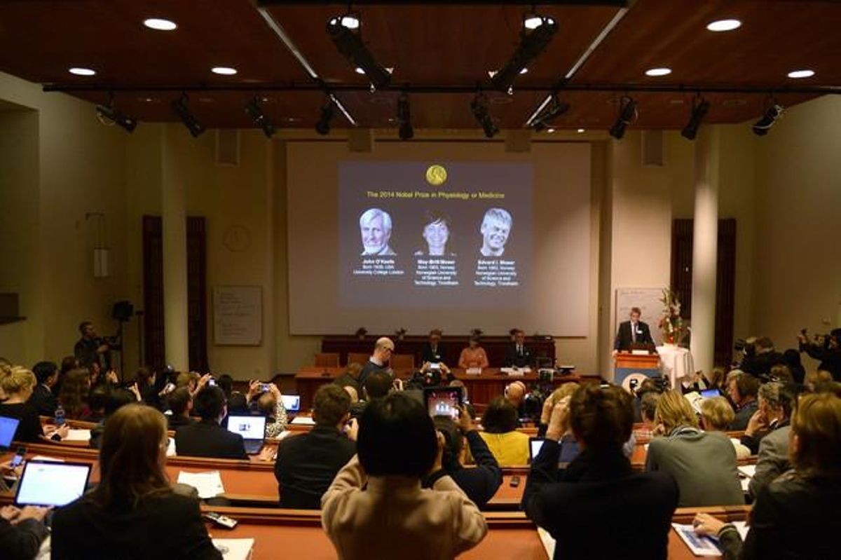 Momento en que la academia ha dado a conocer los premiados con el Nobel de Medicina del 2014. Momento en que la academia ha dado a conocer los premiados con el Nobel de Medicina del 2014.