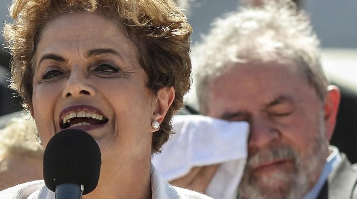 El Senat aparta Dilma Rousseff de la presidència del Brasil El Senat aparta Dilma Rousseff de la presidència del Brasil