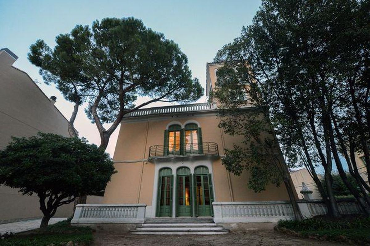 Fachada del Ateneu de Rubí Fachada del Ateneu de Rubí