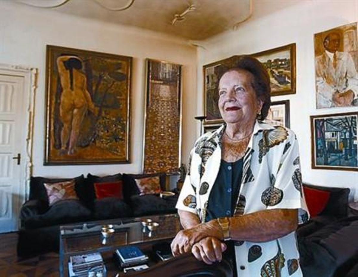 Carmen Burgos-Bosch: "Vivir en la Pedrera inspira para crear" Carmen Burgos-Bosch: "Vivir en la Pedrera inspira para crear"